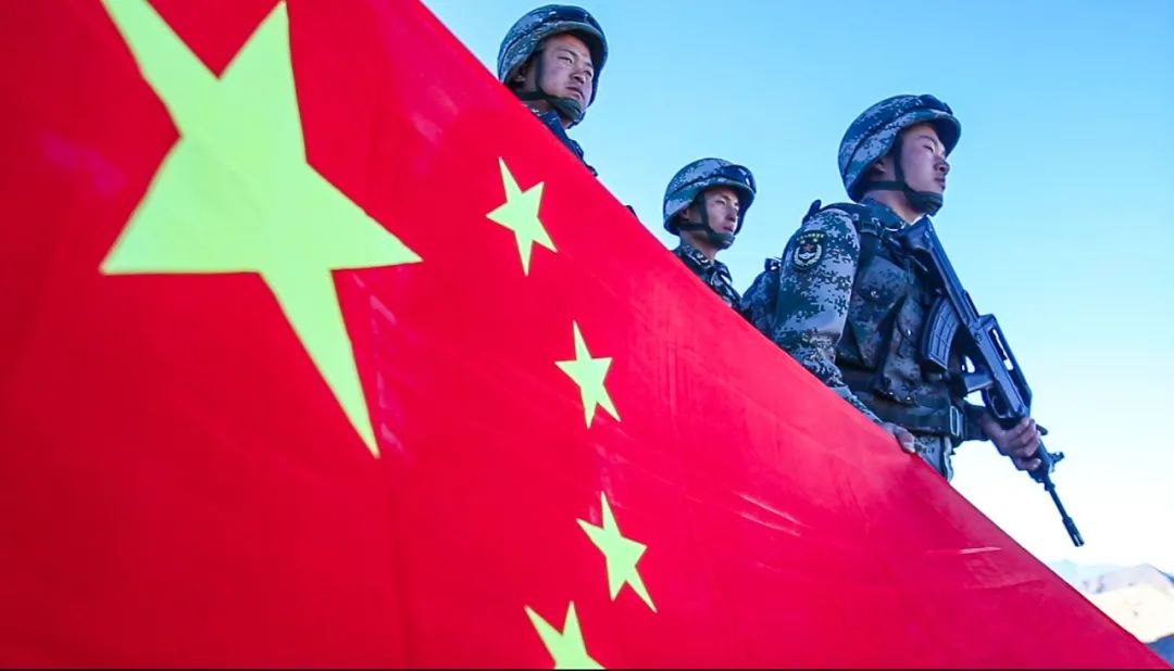 有军人在的地方每一天都是平安夜,军人守护着你的平安