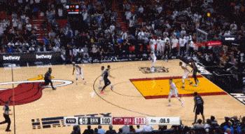 kd受伤迈尔斯,kd受伤了吗