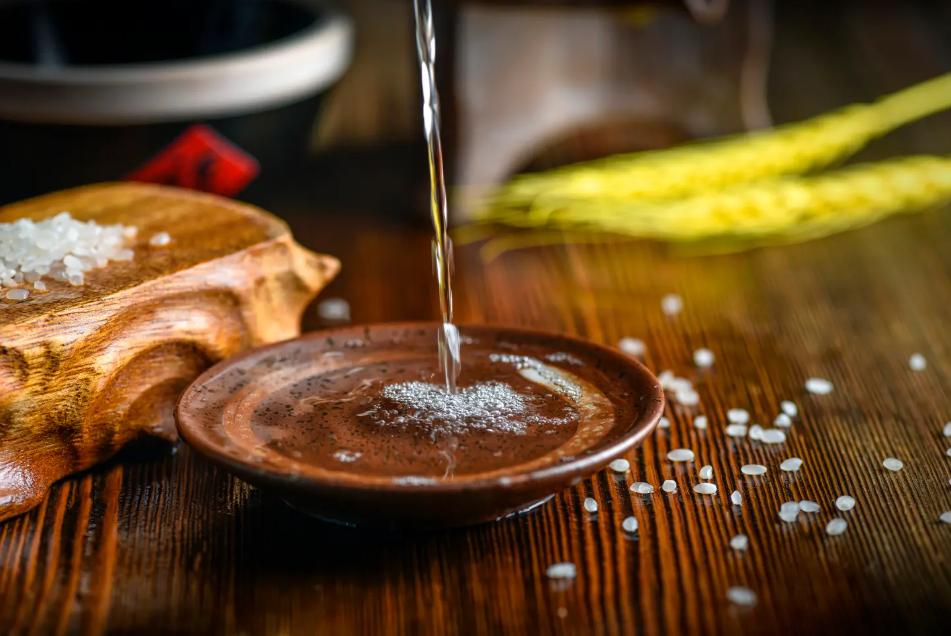 街边高价回收老酒是什么套路,市面上高价收陈年老酒的有啥猫腻