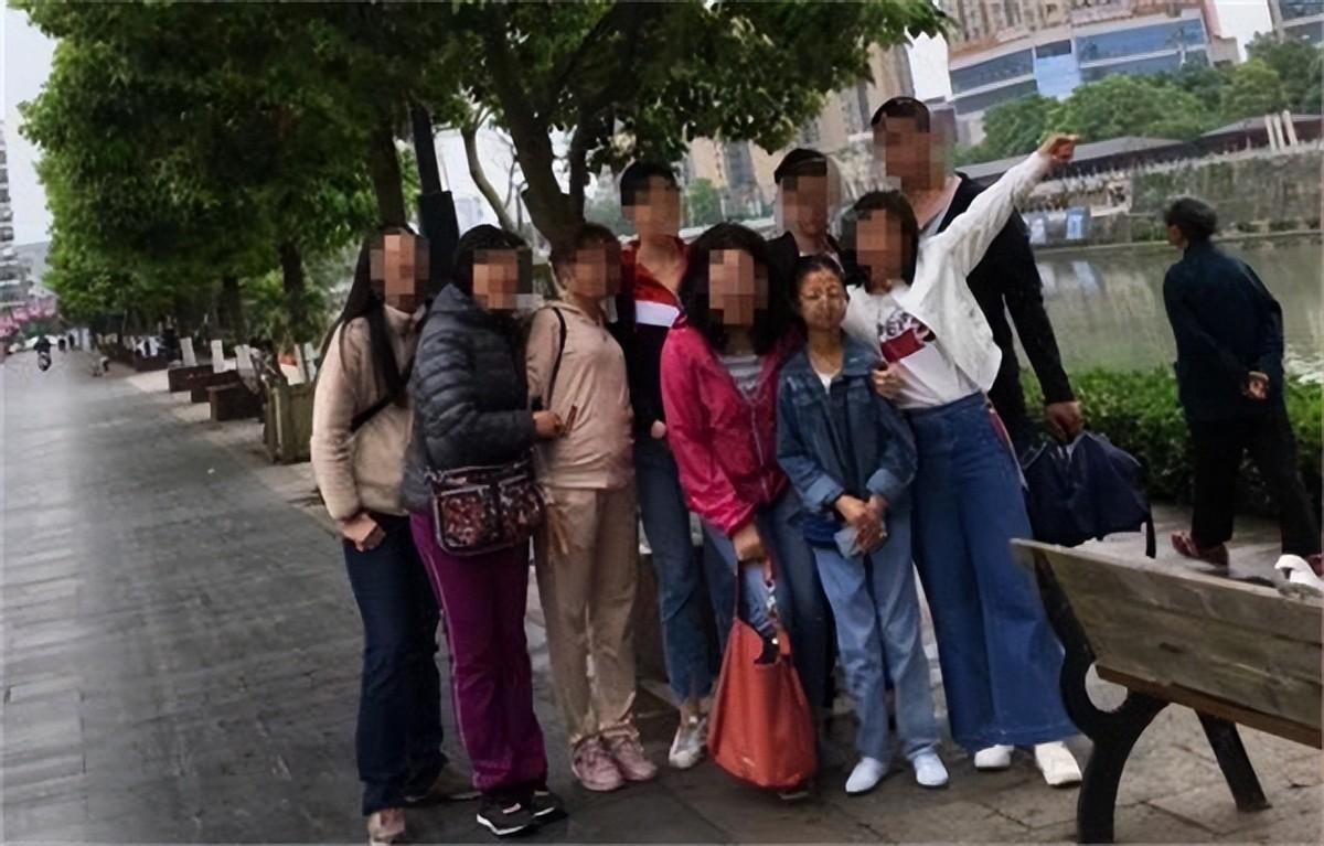 43斤女孩吴花燕最后的日子：患上早老症，去世前收到男友病逝噩耗