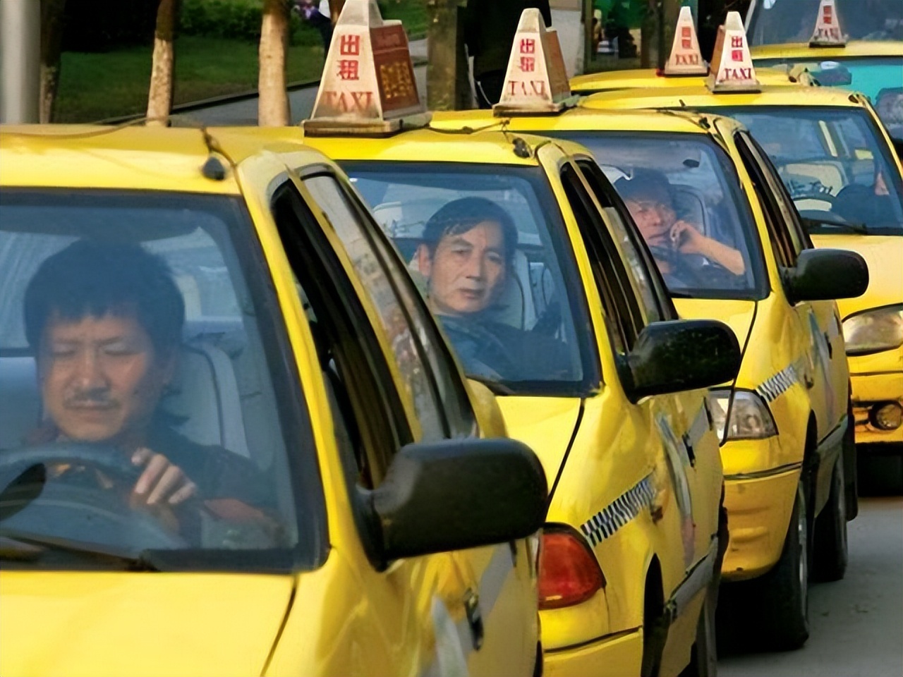 网约车为什么不能去机场,没有网约车驾驶员证接单受影响