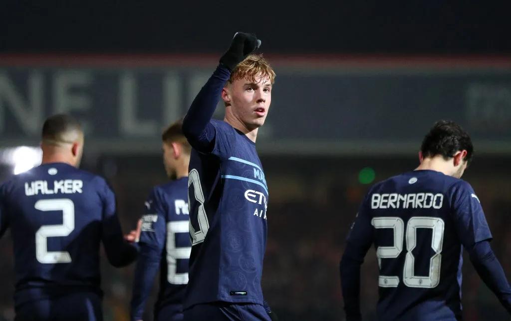 浅蓝深蓝对比,浅蓝跟深蓝