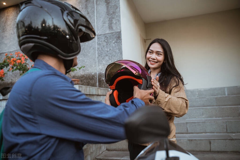 为什么男人都喜欢胖一点的女人,五十岁男人喜欢胖女人还是瘦女人