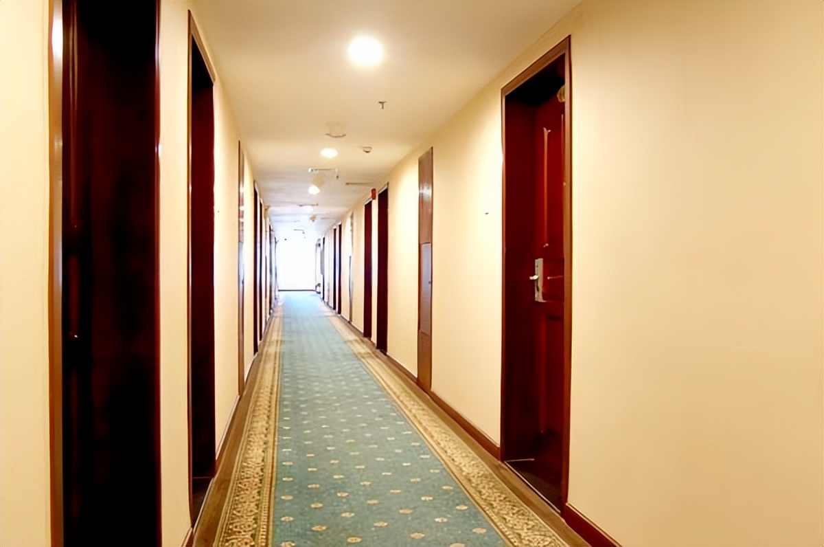 珠海市香洲区吉大海滨南路56号地下室，1-11层及14层