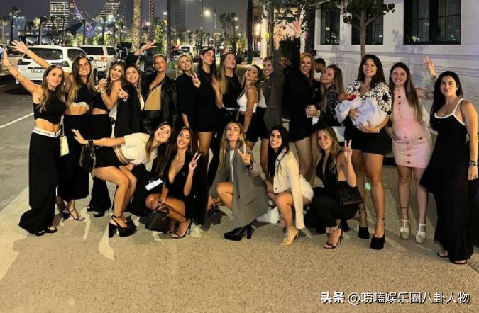 梅西和老婆同框大秀,梅西老婆手拿战靴