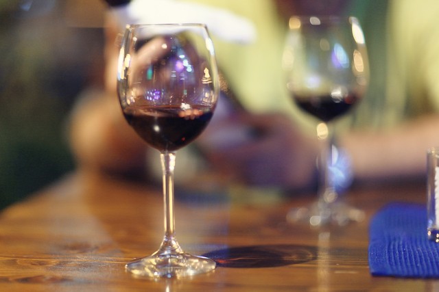 葡萄酒桶是用什么木质制成的,14世纪葡萄牙