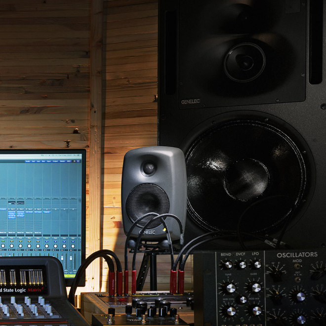 德国真力音响 (芬兰genelec音箱)