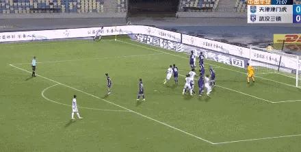 马尔康绝杀南通,武汉三镇对河南马尔康进球