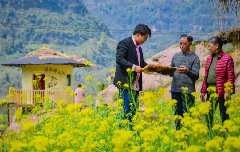 1997年,中央为何要将重庆与四川“分家”?事实证明*小平邓**真高明