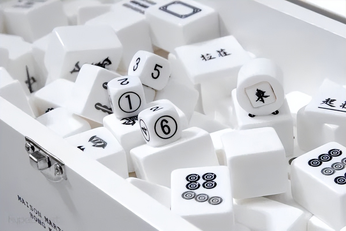 杜蕾斯的麻将广告,杜蕾斯霸气的广告