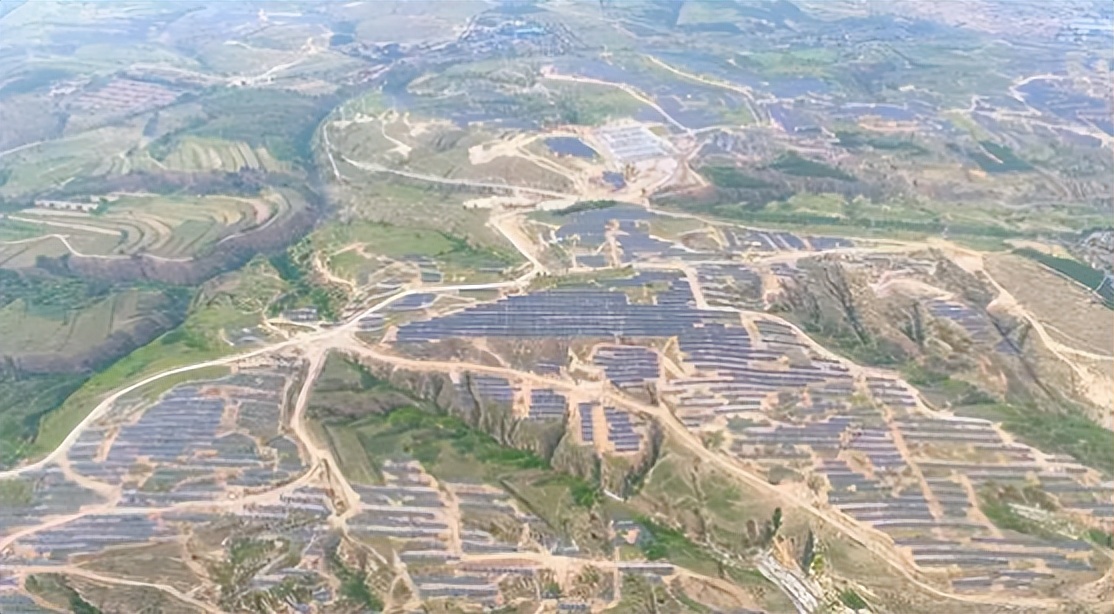 光伏超级发电站,中国最壮观的光伏电站