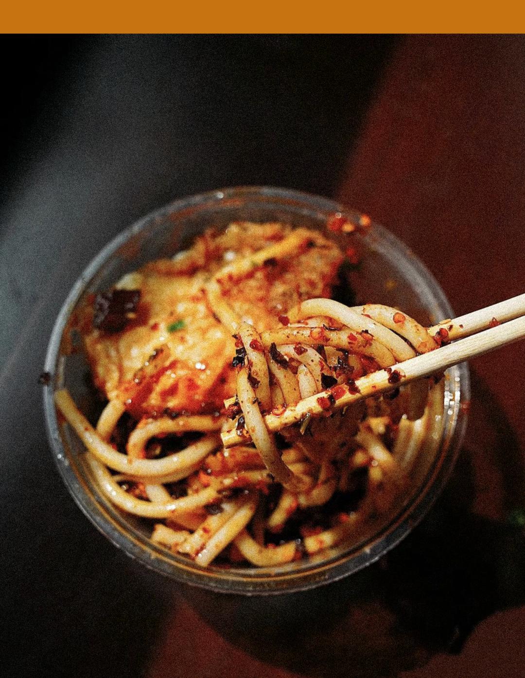 脆哨，一个善于「和稀泥」的黄金龙套