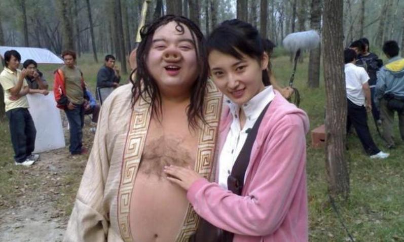 山河月明八位老戏骨同台飙戏演技,山河月明开播还得靠老戏骨撑门面