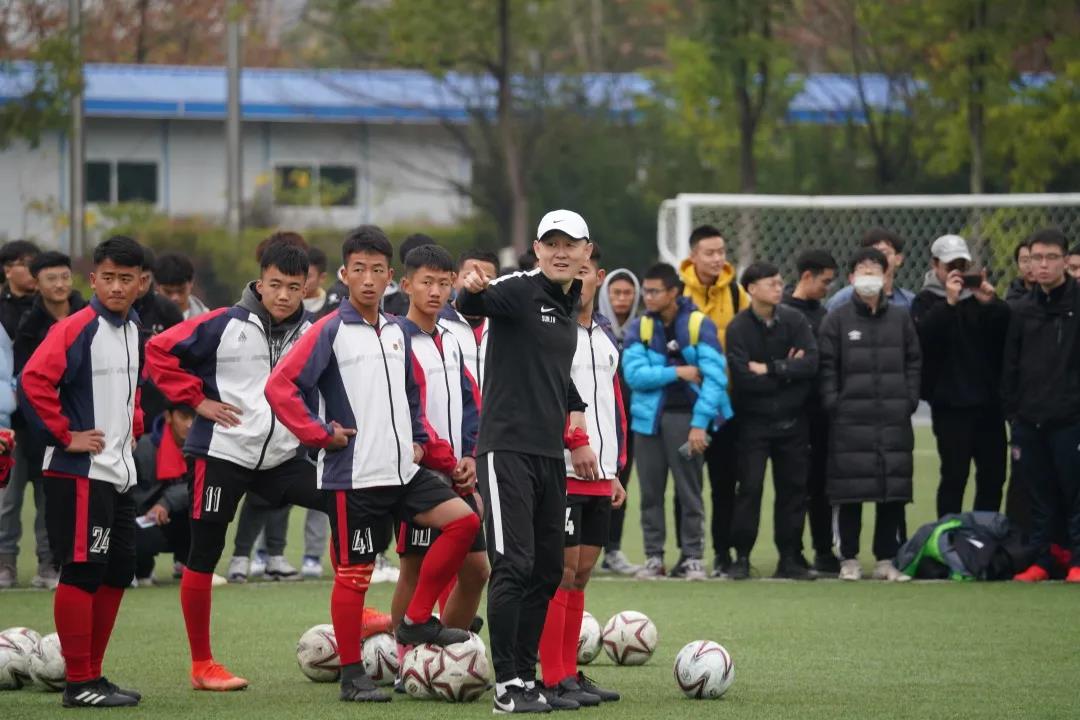 孙继海重庆大学,孙继海重庆足球