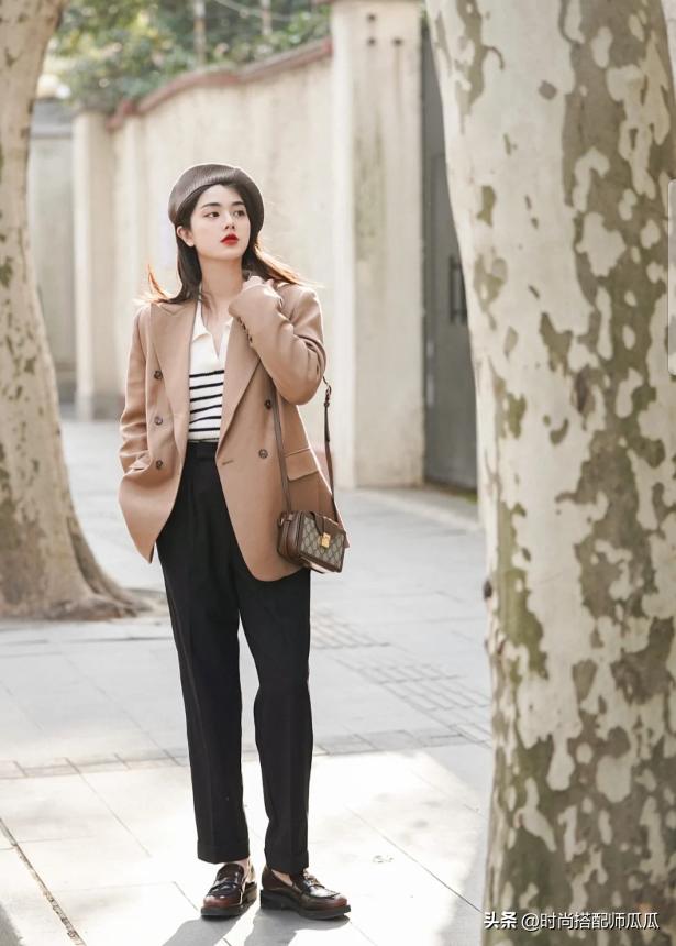 女生穿什么鞋子最好看又实用,看看女生都穿什么鞋