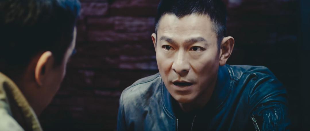 无间道另外一个版本结尾,无间道三部里面最出彩的人物