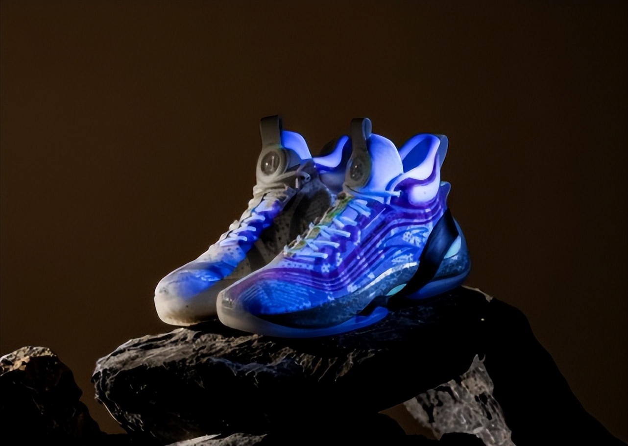 维金斯和汤普森最强nba,全明星直播维金斯