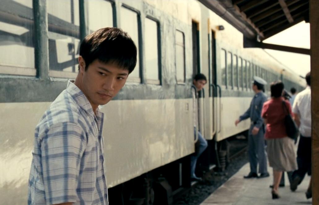 男孩为了救爷爷卖冰棒,男孩为救爷爷卖冰棒电影解说