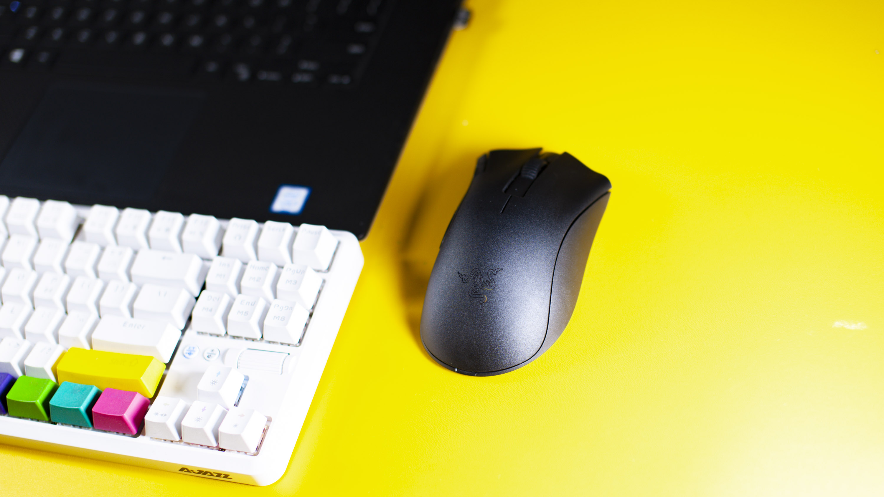 雷蛇炼狱蝰蛇v2x鼠标测评fps,鼠标雷蛇蝰蛇v2x