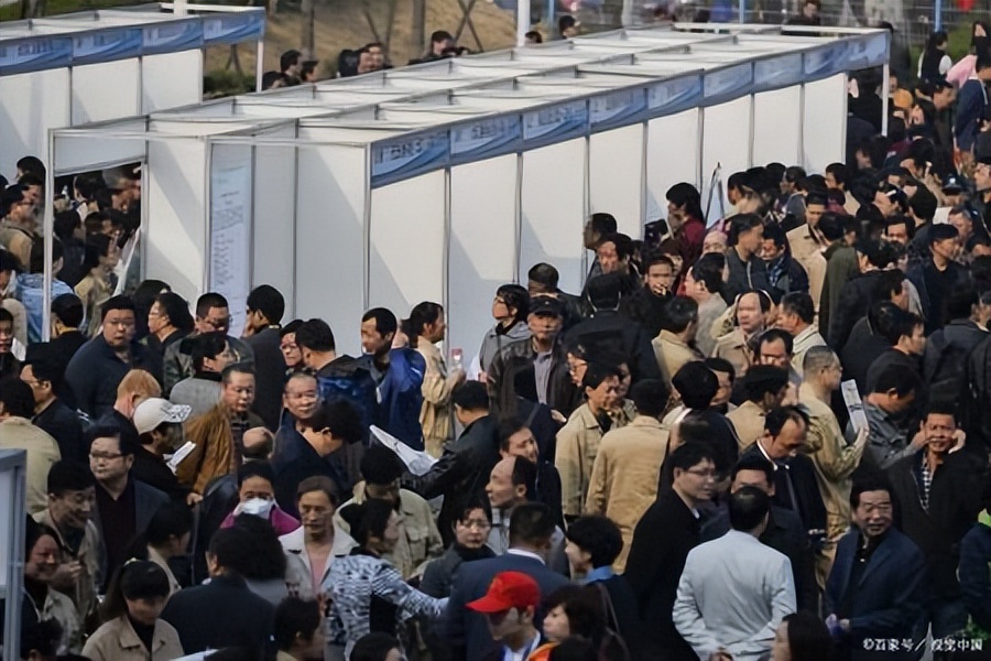 失业以后的迷茫期好难找工作,失业后最有前景的出路