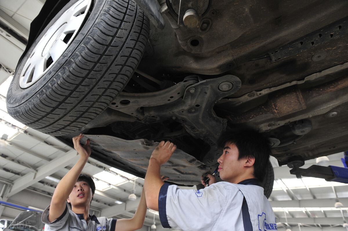 洗车店免费怎么挣钱,洗车盈利新模式