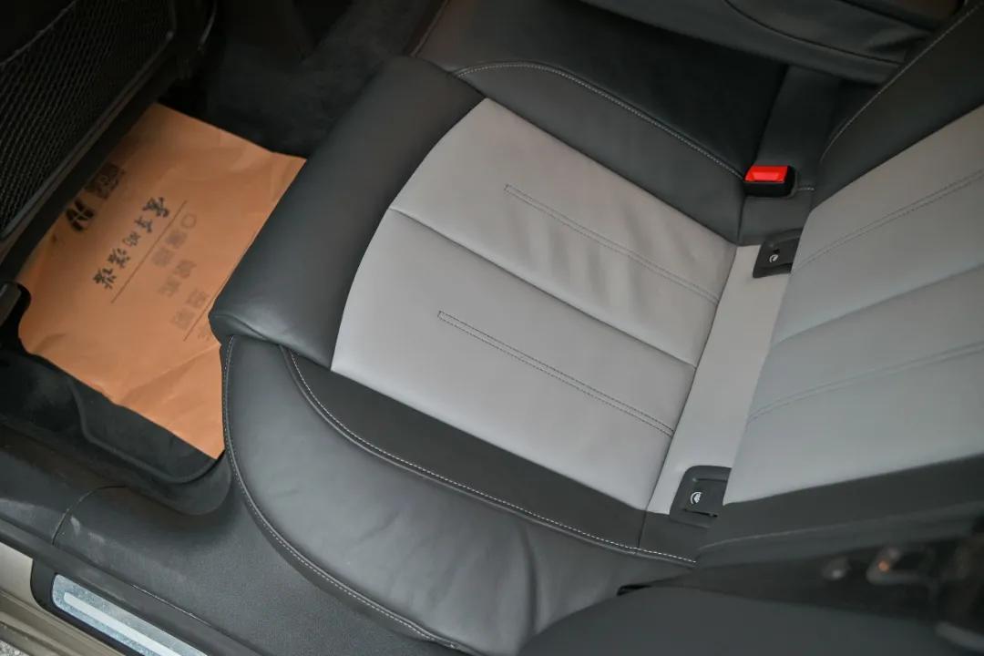 17款a72.0t四驱quattro,老款a7四驱quattro