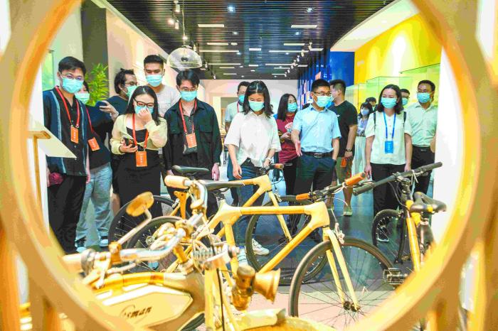 投500份简历才有戏？这个行动为台生在陆求职“减负”