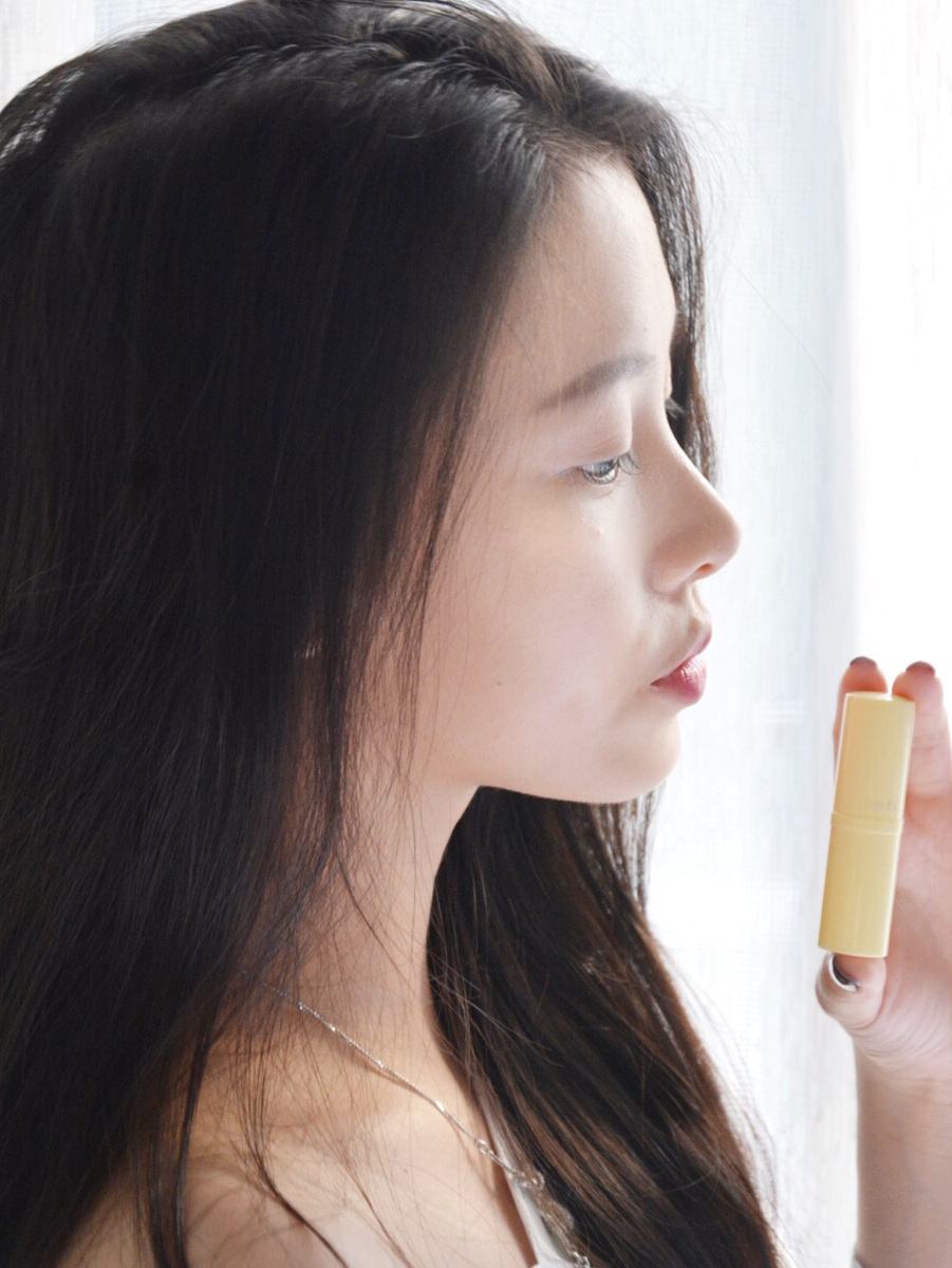 过了40岁用的护肤品,过了四十岁用什么化妆品好