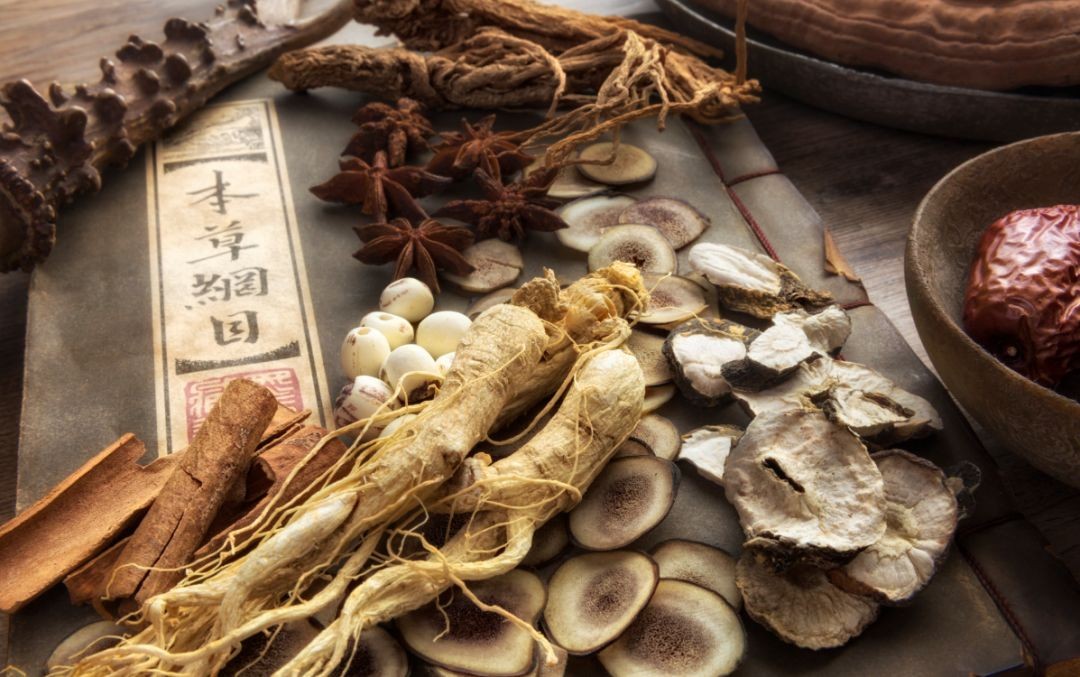 为什么西方人狐臭很少有人治疗呢,狐臭是所有人都有吗