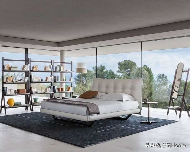 软包床最流行一款,比较温馨的软包床