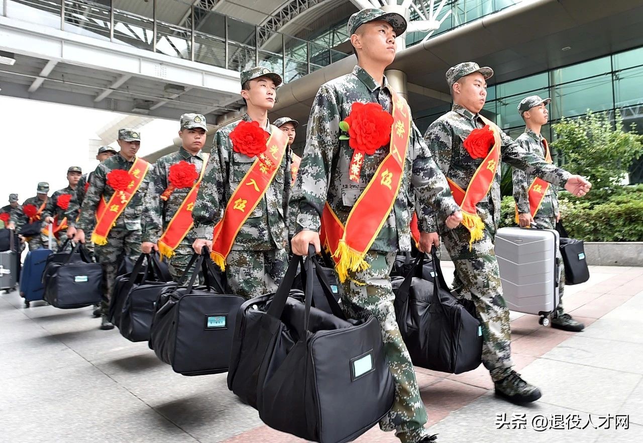 两年义务兵退伍福利,大学生两年义务兵退役有什么福利