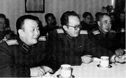 黄克诚大将电视剧,黄克诚大将生平简介全集