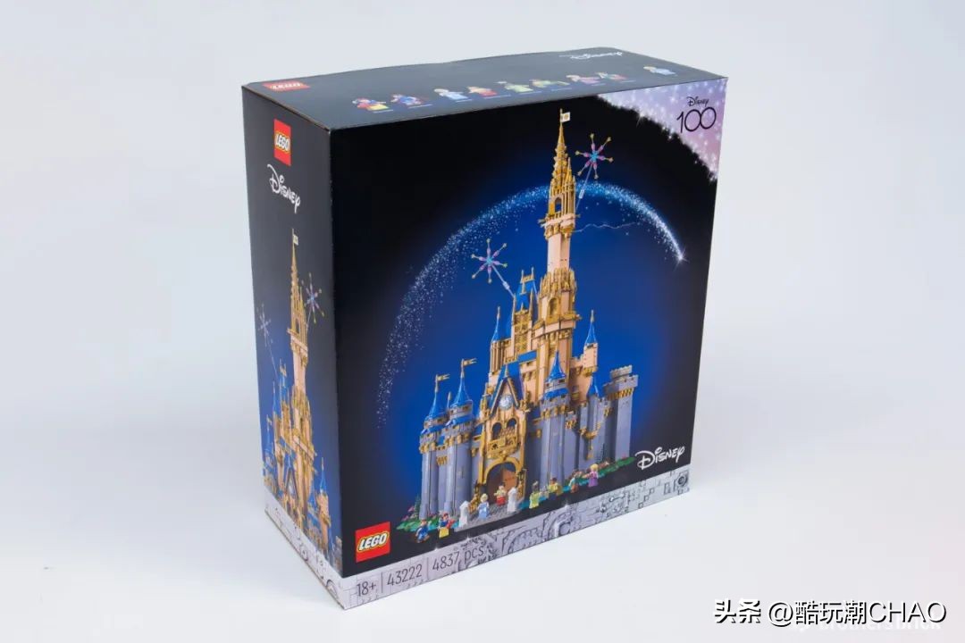 和迪士尼城堡一样高的乐高,和迪士尼乐园相似的城堡