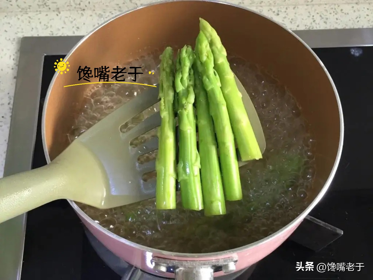 芦笋粗的还是细的好,购买芦笋绿色与白色哪种好