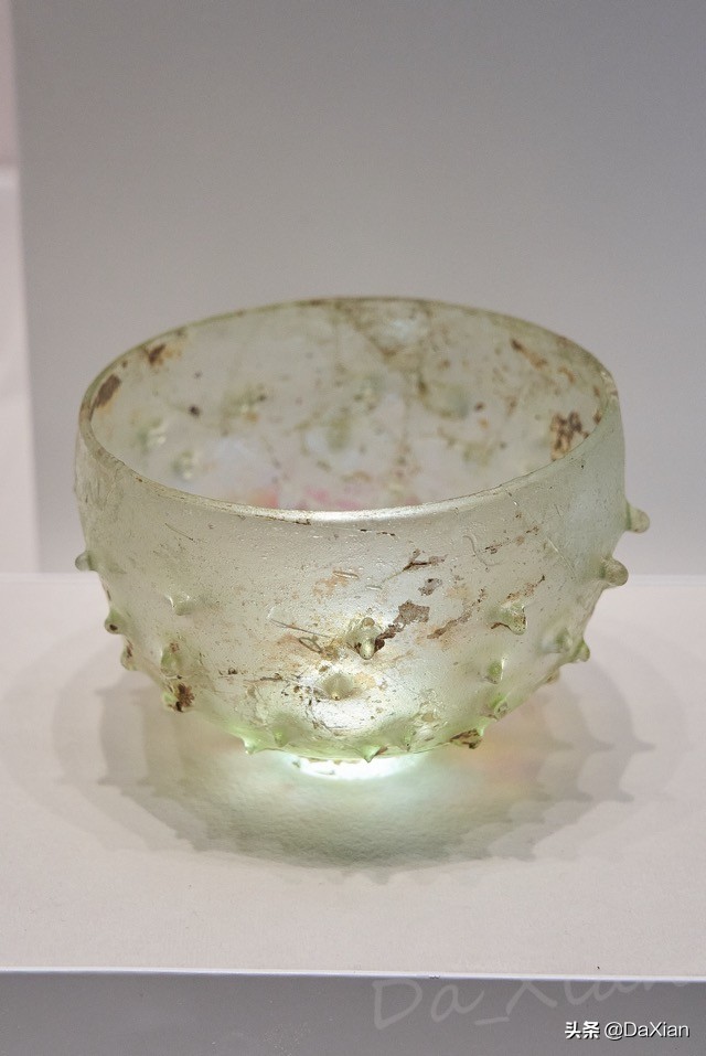 异彩纷呈：古代东西文明交流中的玻璃艺术之三（4）