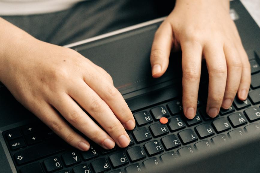 华为手机投屏到联想笔记本电脑,华为手机投屏到电脑最简单的方法