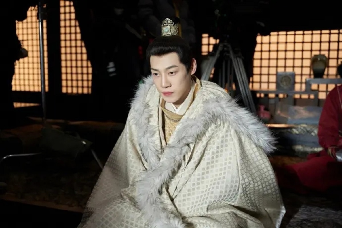 《卿卿日常》：得不到的永远在骚动，被偏爱的总是有恃无恐