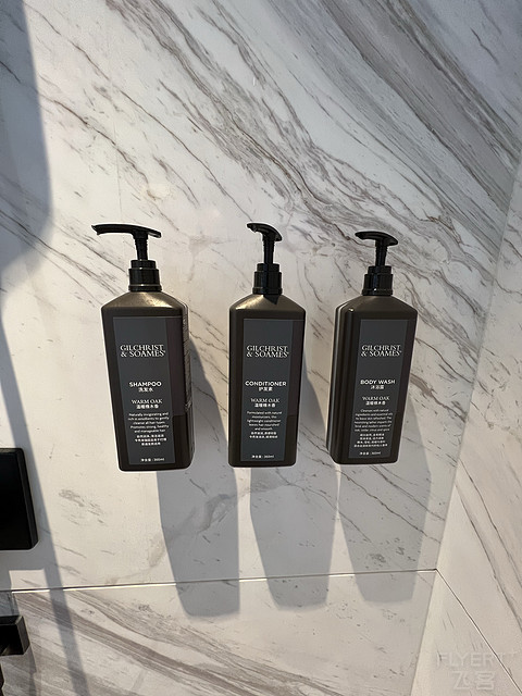 窗含西岭千秋雪成都环球中心雪山,窗含西岭千秋雪魅力成都