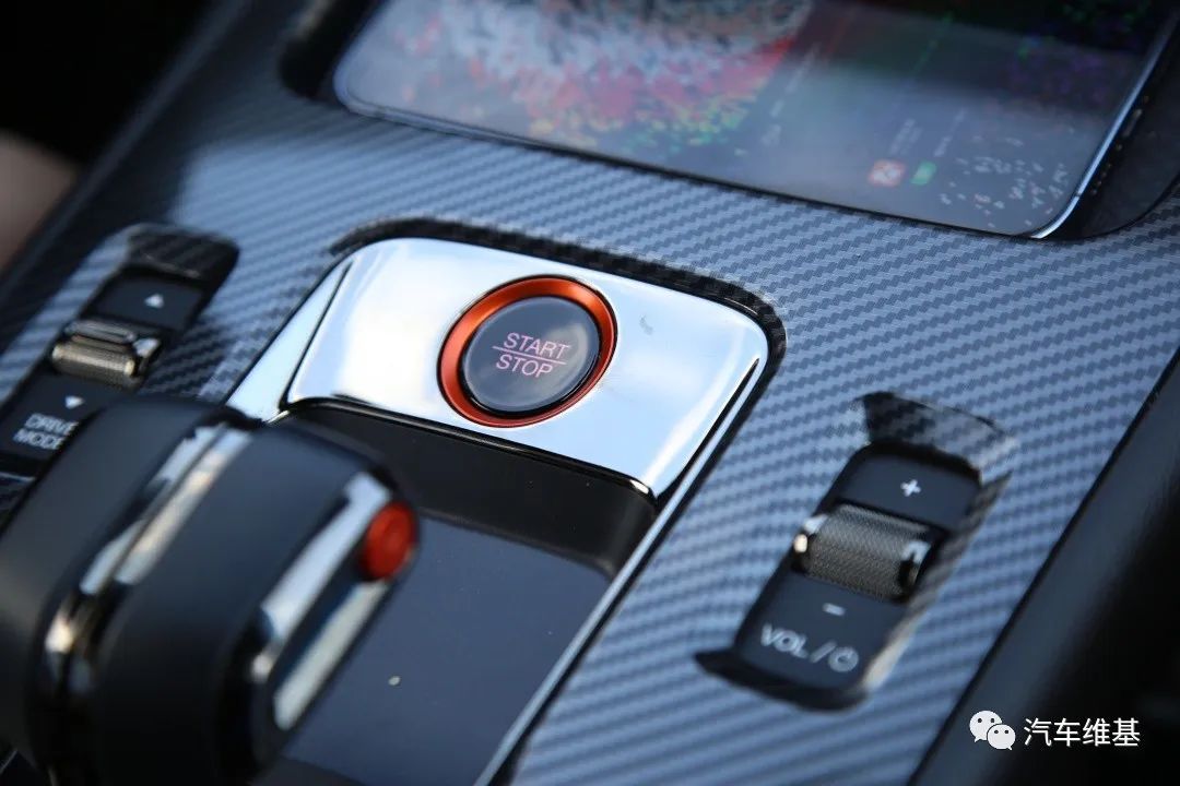 广汽传祺影豹R官方视频,广汽传祺影豹真人视频