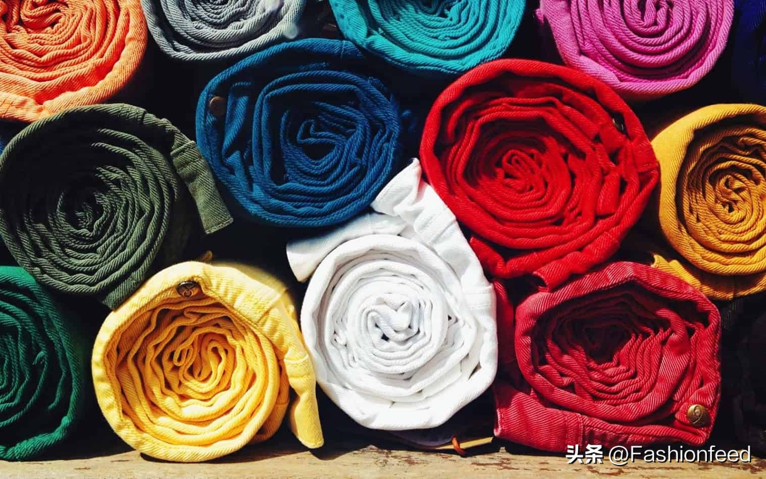 婴儿的衣服的折叠方法,宝宝衣服的折叠方法