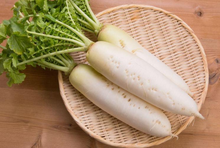 干咳是不是说明肺有问题,老是干咳是肺功能不好的症状