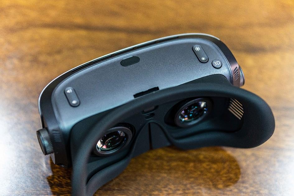 在家也能随时享受IMAX级巨幕视觉盛宴了——GOOVISG3MAX+D4*放播**器