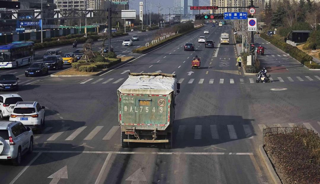 这些渣土车和企业被曝光！