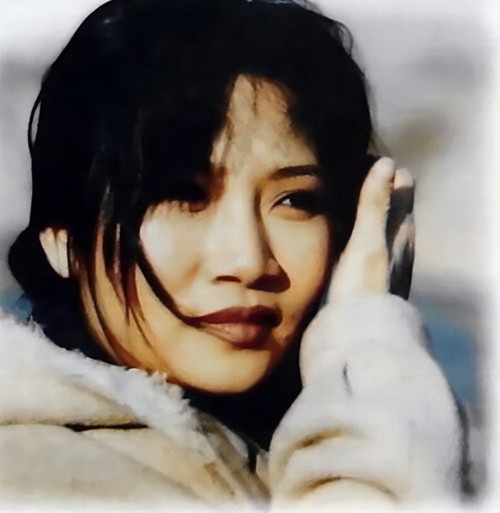 歌手李娜出家后靠什么生活,歌手李娜为什么会选择出家