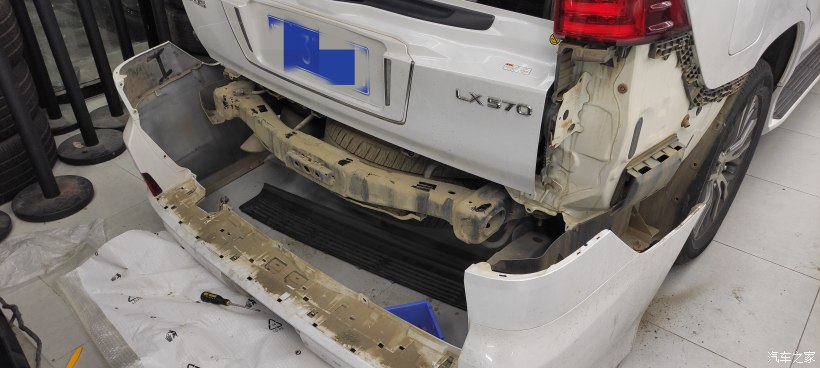 雷克萨斯lx570巅峰限量版越野改装,雷克萨斯LX570内饰改装套件