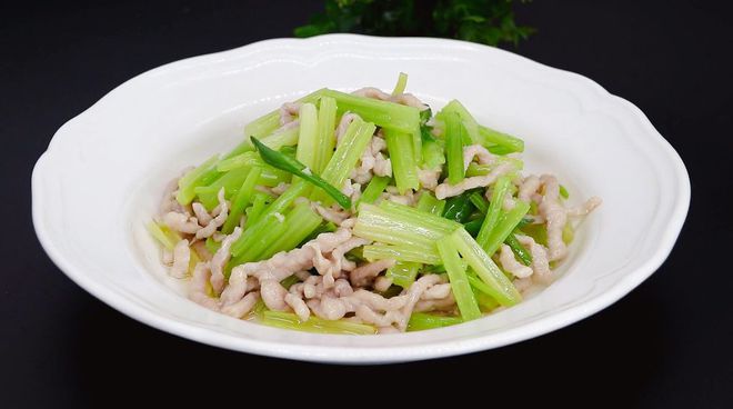 营养专家推荐十种营养丰富的蔬菜,六种被称为营养全能王的蔬菜