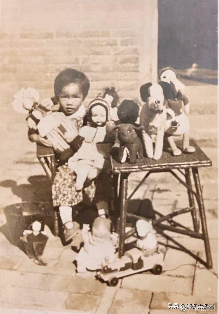 日军日记：*安妇慰**不服从管教，我很愤怒，用*刀刺**插入她的*体下**