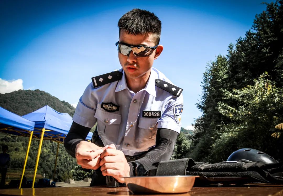 攻坚战|杨相华：军人本色，建功警营