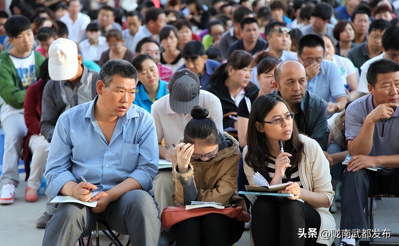 文科考研好就业的十大专业,就业前景好还容易考研的专业