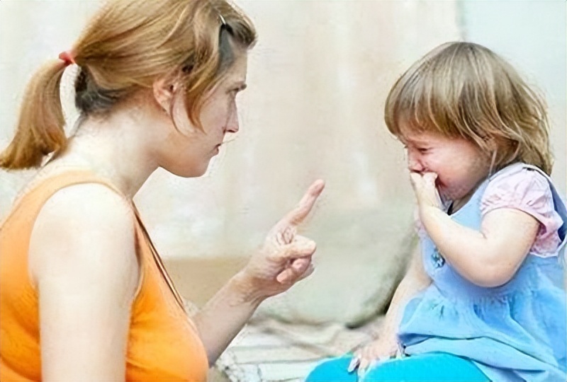 六岁女童惨遭后妈虐待,六岁女童遭后妈虐待后续报道